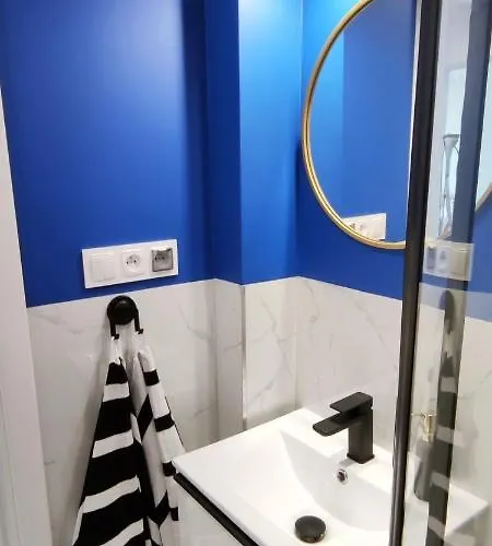 Sea View Mieszknie Na Wynajem Z Widokiem Na Morze Dworzec Centrum דירה *